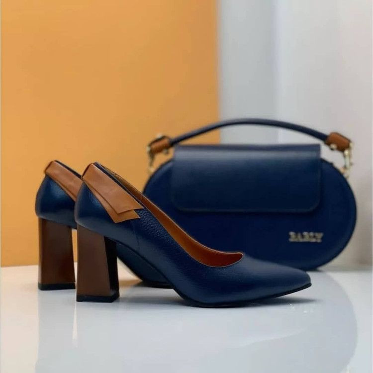 Elegant Women’s 7cm Heel Classic Pumps