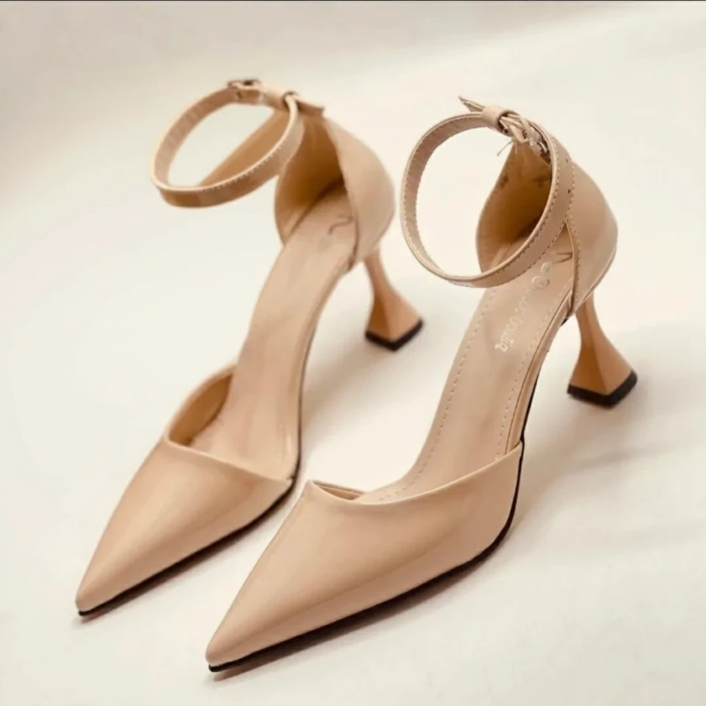 Women’s Patent Leather Heeled Shoes with Ankle Strap – Elegant Party Style