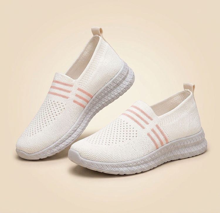 Women’s Breathable Knit Sneakers – Lightweight & Sporty (White / Black / Gray)