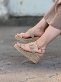 صندل لژدار زنانه پاشنه کنفی ۸ سانتیمتری (زیره PU کنفکشی) <کد 8>