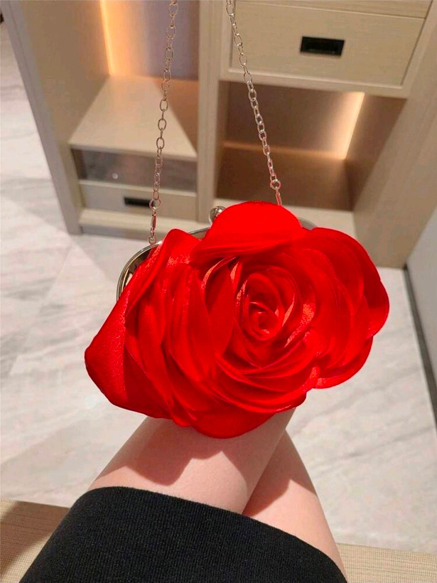 کیف مجلسی زنانه کد ۵۴ | مدل گل رز سهبعدی چفتی زنجیردار