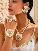 سرویس زیورآلات رزینی طرح گل فلورا مدل Flora کد 28